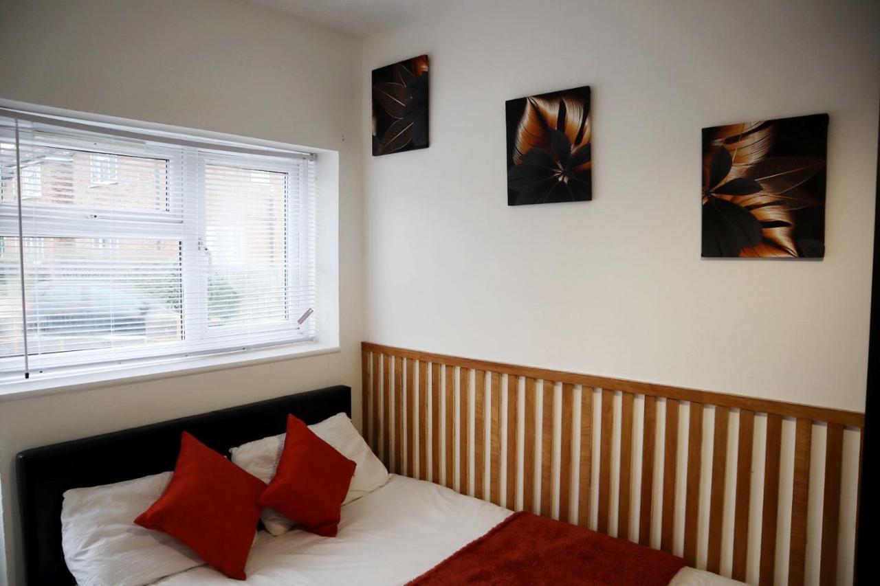 Guest house 259a Queen Ediths Way *